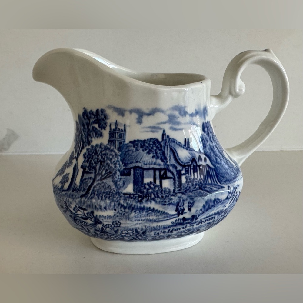 Ridgway Meadowsweet Creamer Staffordshire England shakespeare country tea coffee